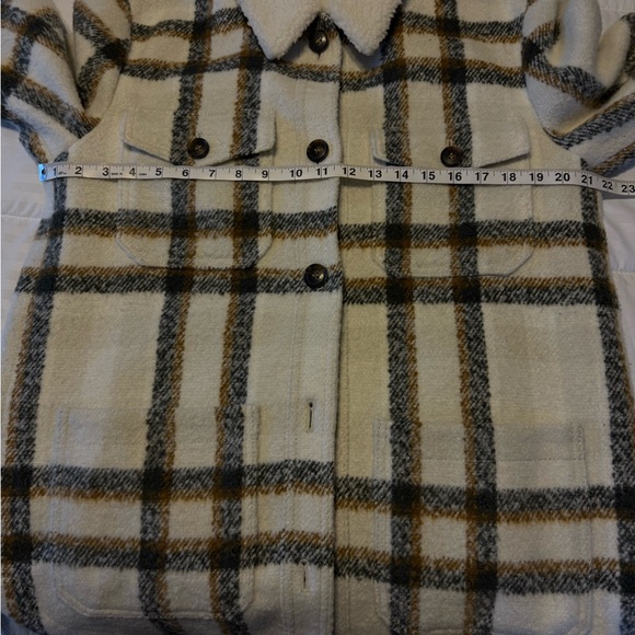 Loft shacket, size medium - Picture 8 of 8